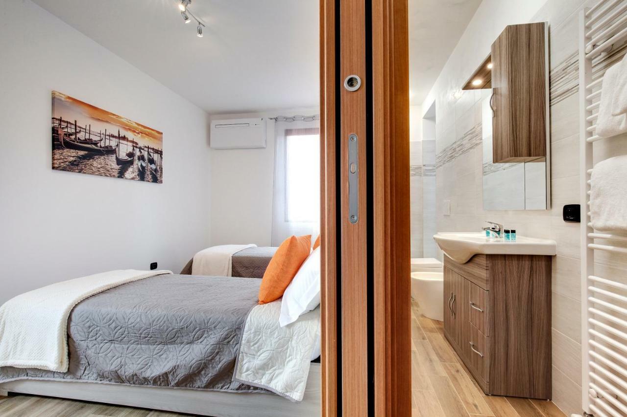 Blue Lagoon Apartment *
